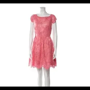 Alice + Olivia | Dresses | Moving Sale 85 Off Alice Olivialace